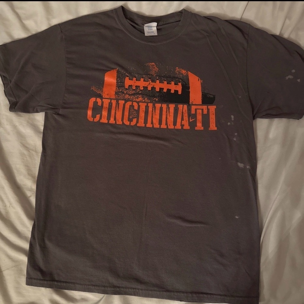 NFL Cincinnati Football Graphic Tee - Dark Gray and Orange men’s large